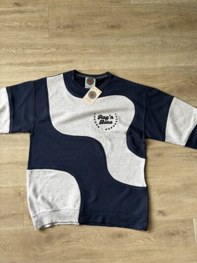 Reworked sweatshirt (M)