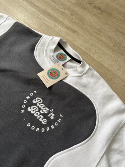 Reworked sweatshirt (M)