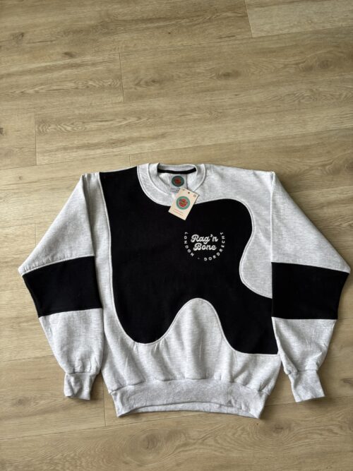 Reworked sweatshirt (M)