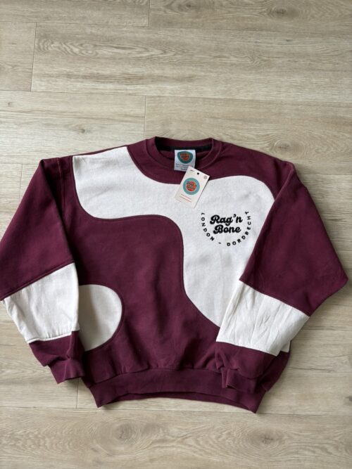 Reworked sweatshirt (M)