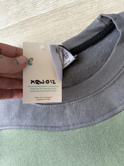 Reworked sweatshirt (XL)
