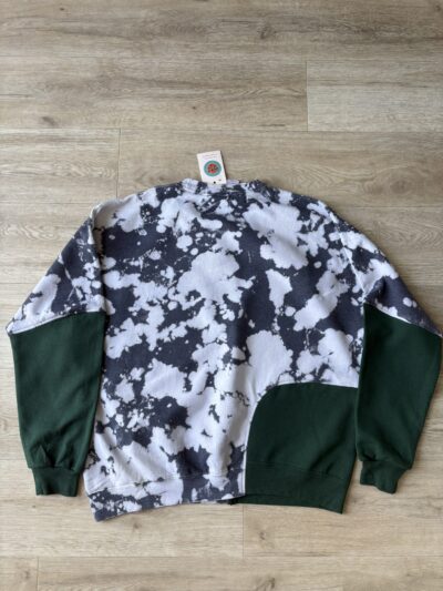 Reworked sweatshirt (XL)