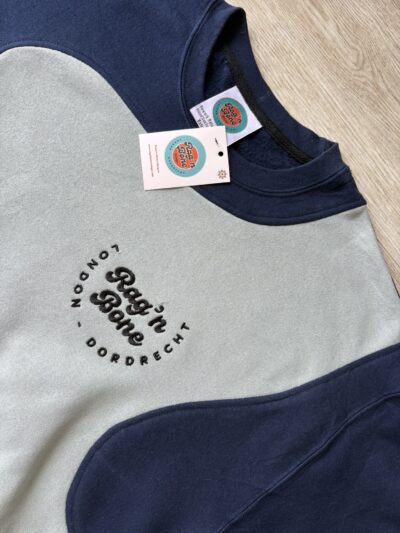 Reworked sweatshirt (XL)