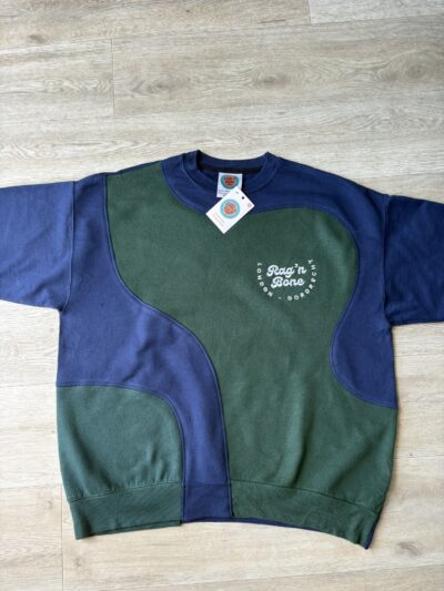 Reworked sweatshirt (XL)