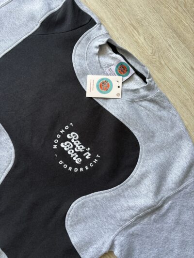 Reworked sweatshirt (XL)